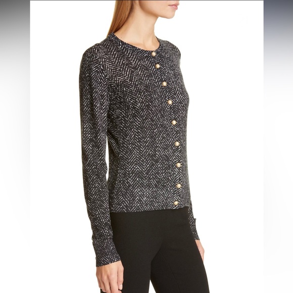 Dolce & Gabbana Current Season DG Logo Button Herringbone Print Wool Cardigan - Picture 11 of 13